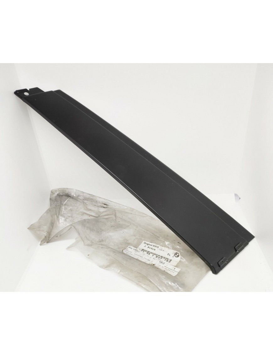 BMW E30 Touring - 51361947183 - Rear Left covering - NOS