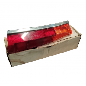 PEUGEOT 404 Break / Familiale - Rear tail light CIM 005 - NOS