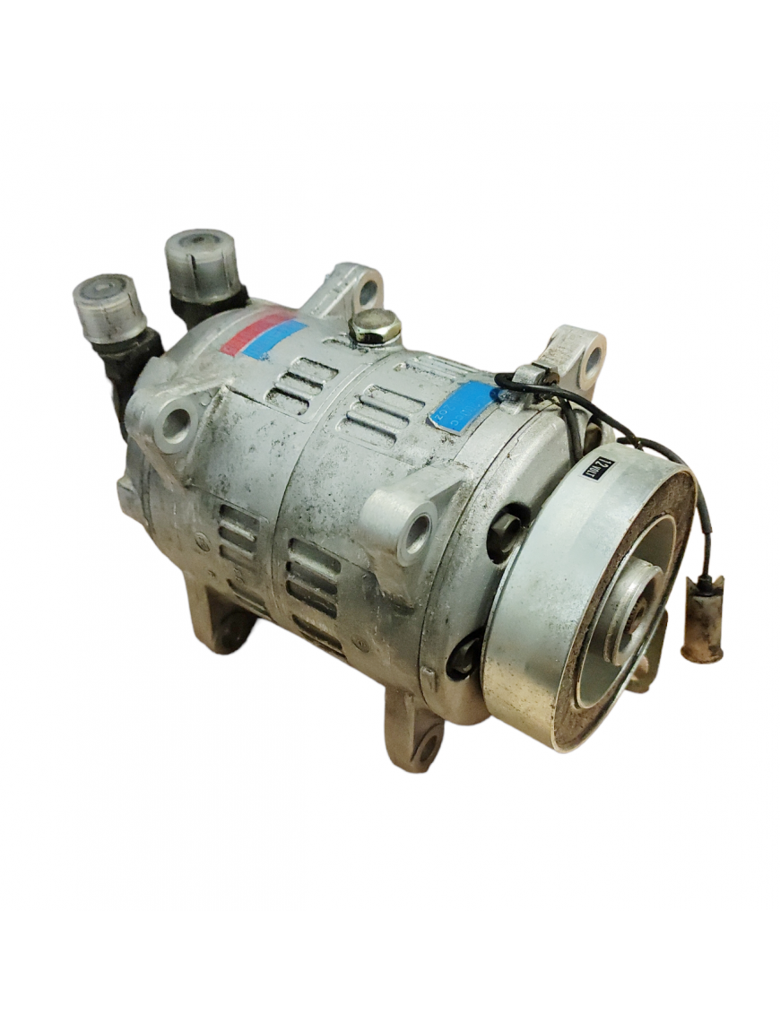 VOLVO 240 / 940 I / 960 I / 740 - Compresseur de climatisation - 509630-8563
