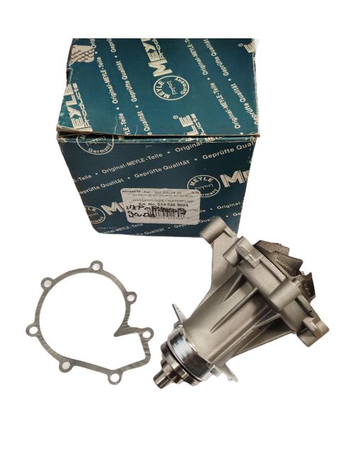 MERCEDES W201 / W124 - Water pump - MEYLE 0130269004 - NEW
