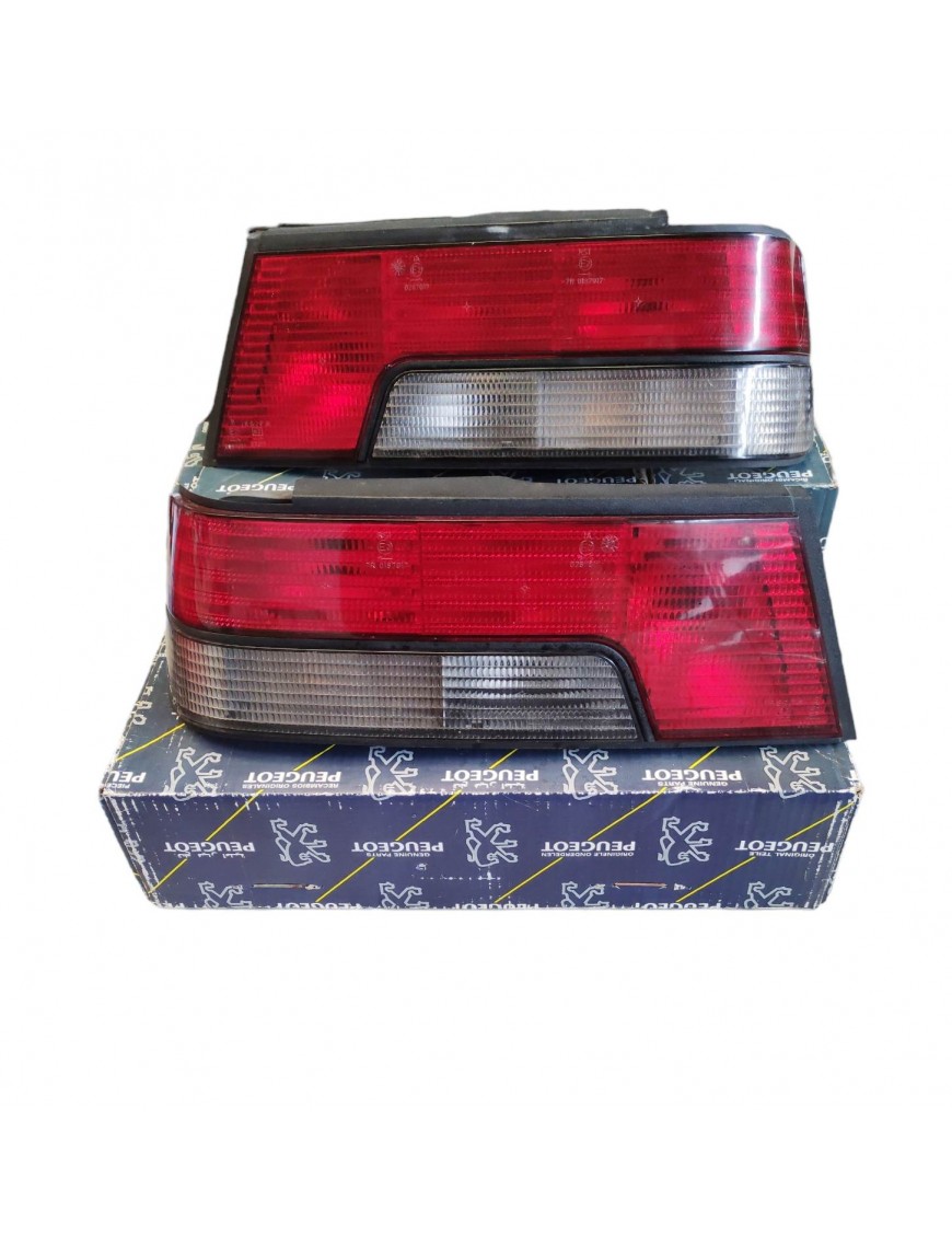 PEUGEOT 405 sedan until 09/1992 - Pair of complete taillights - USED