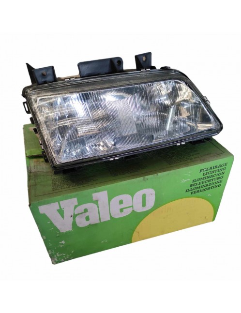 PEUGEOT 405 - Front right Headlight - H4 - NOS