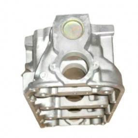 RENAULT R30 TX - V6 PRV carbu - Culasse nue droite - NEUVE